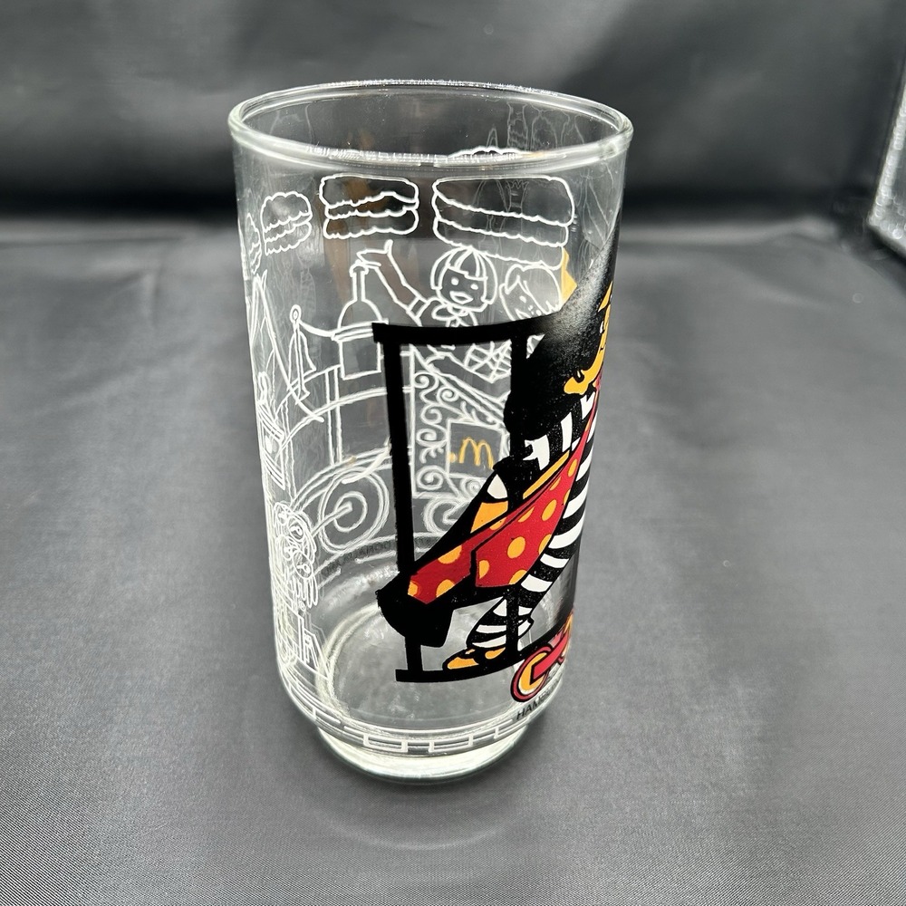 1977 McDonalds MCDONALDLAND ACTION SERIES‎ GLASSES HAMBURGLAR Tumbler 5.75" Tall - Picture 4 of 9